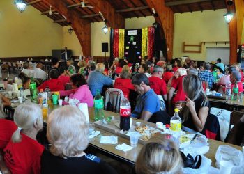 La Secretaría de la Tercera Edad celebró ayer en el Centro Turístico Ymcamar el cierre de los talleres anuales, culturales y deportivos