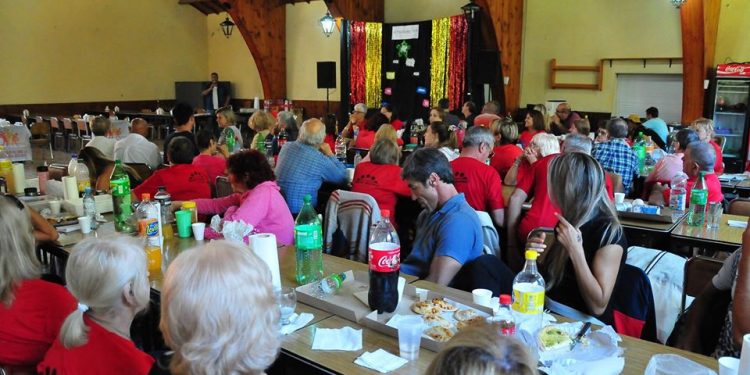 La Secretaría de la Tercera Edad celebró ayer en el Centro Turístico Ymcamar el cierre de los talleres anuales, culturales y deportivos