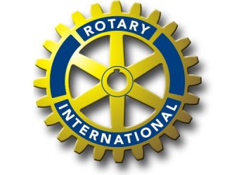Reconocimientos del Rotary Club a los egresados con mejor promedio, asistencia y compañerismo