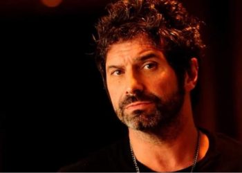 Iván Noble despide enero desde la playa.