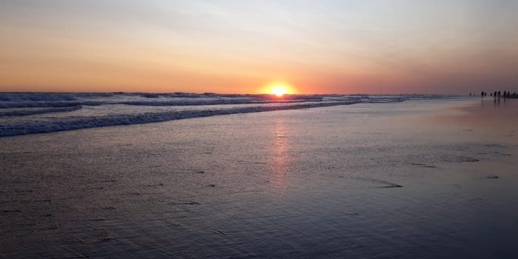 El esplendor del atardecer montehermoseño