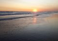 clima y atardecer en la playa monte hermoso