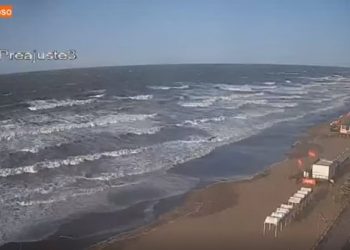 Sudestada en Monte Hermoso. Mar peligroso