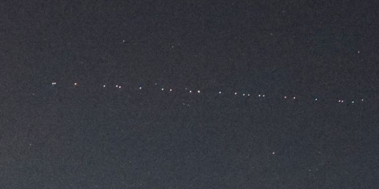 Extrañas luces iluminaron el cielo en el norte de Argentina. ¿OVNIS?