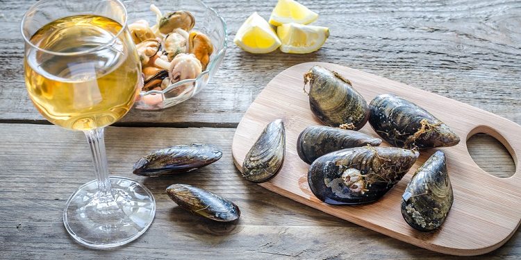 Vinos y frutos de mar