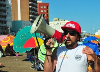 Concientización sobre “Playas Limpias”. Durante febrero, continúan las intervenciones artísticas