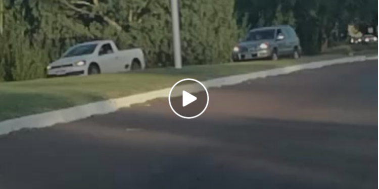 Increíble cola de autos a la salida de la Ruta 3