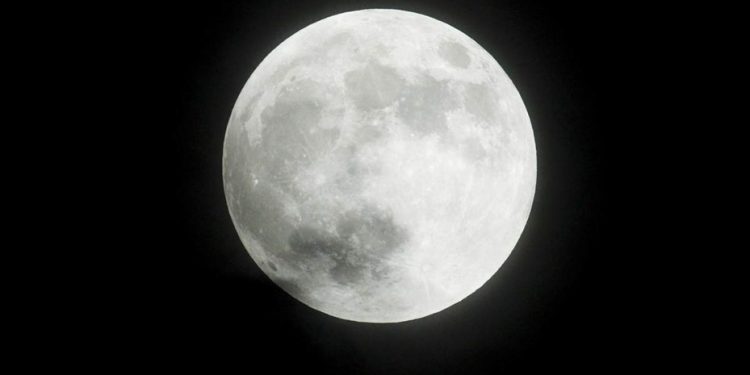 Fenómeno en el cielo, Superluna de Nieve