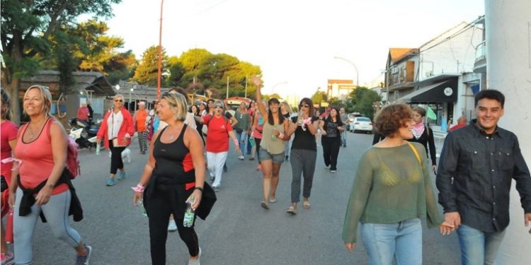 Caminata integradora en el Día de la Mujer