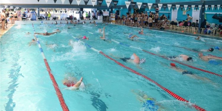 Natación y Gimnasia Acuática. Nuevas actividades para adultos mayores