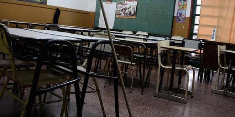 Trotta se refirió a las clases: «No tenemos certeza cuanto tiempo va a durar la suspensión»