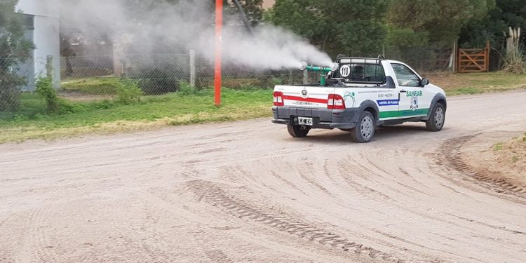 Se realizaron tareas de fumigación en todo el ejido urbano