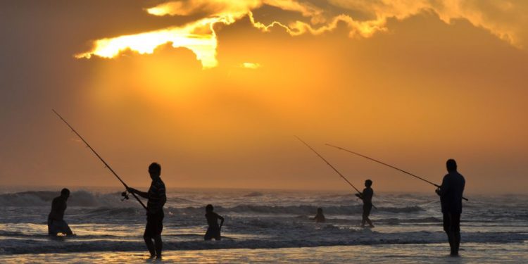 Pescador bahiense murió ahogado en un concurso de pesca en Claromecó