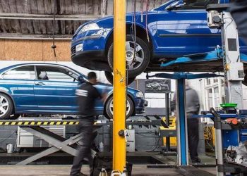 Desde le Lunes, bancos talleres mecánicos y gomerias vuelven al trabajo