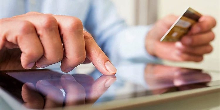 El Banco Central postergó el plazo para pagar el resumen de la tarjeta de crédito hasta el fin de la cuarentena