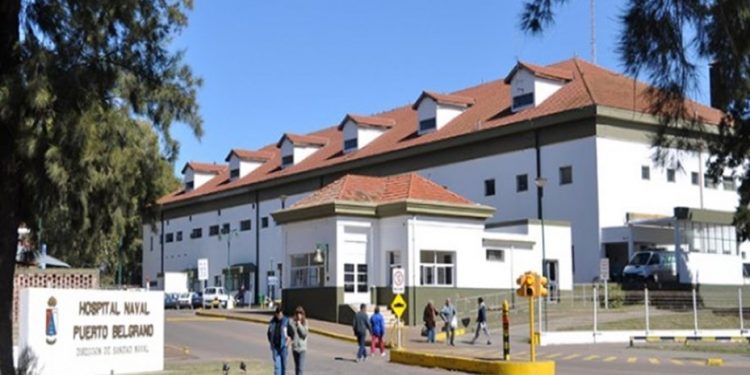 Desde el Hospital Naval de Punta Alta aseguran que no pueden hacerle frente a la pandemia