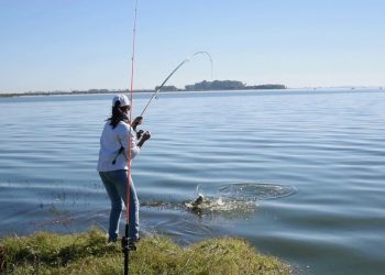 Pesca en la Laguna Sauce grande