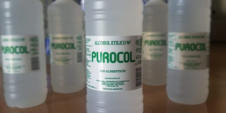 Alcohol etílico falsificado