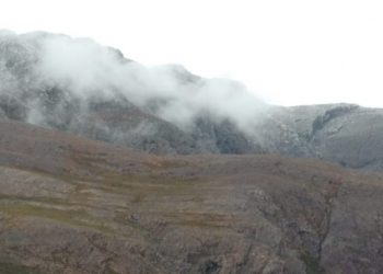 Intenso frío y nieve en los cerros de Ventania. Informe con videos