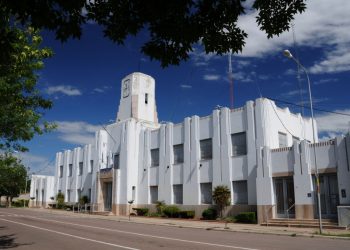 Habilitan reuniones sociales, bares y restaurantes en Puan