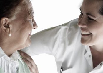  Últimos cupos para el curso de «Auxiliar en cuidados gerontológicos»