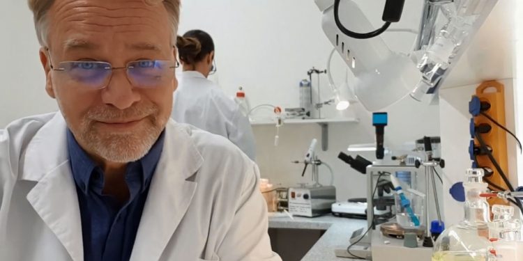 Dióxido de cloro Andreas Kalcker