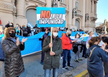Marcha contra la reforma judicial en Bahia Blanca