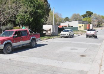 Obras en la red cloacal y de pavimentación en el Barrio FONAVI