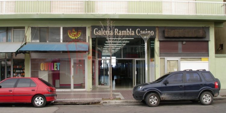 Comercios cerrados en Monte Hermoso