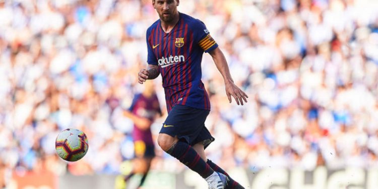 subastan botines de messi