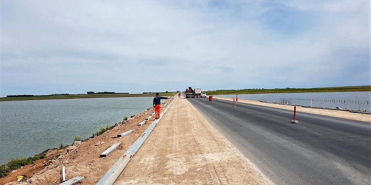 Obras en el terraplen ruta 3