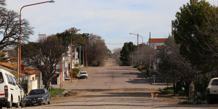 Asfalto de calles en monte hermoso