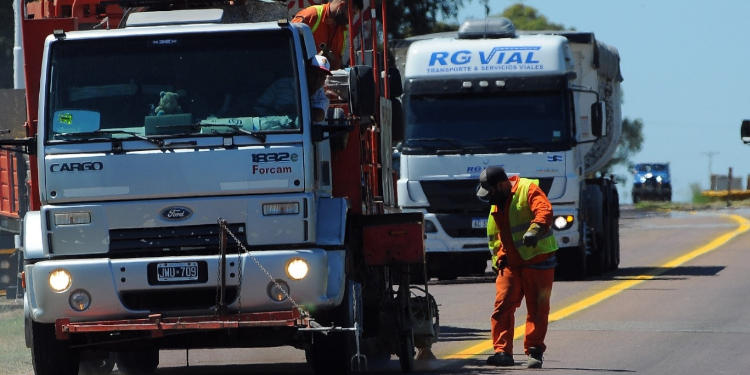 pintura ruta 78 acceso a Monte Hermoso