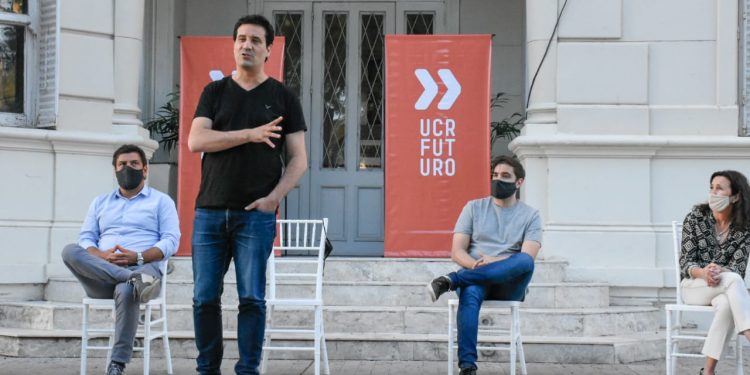 Abad- encuentro en Sierra de la Ventana UCR