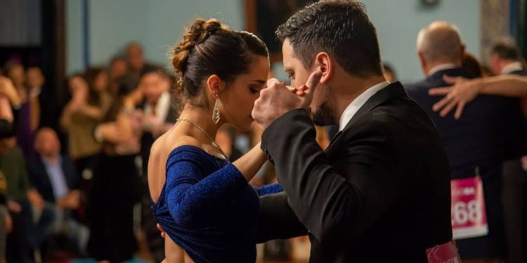 Pareja ganadora de festival de Tango Tangochamps