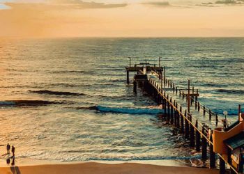 Villa Gesell: prohíben el ingreso a la playa durante la noche para evitar las fiestas