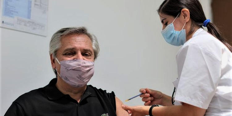 Vacunación irregular presidente Alberto Fernández