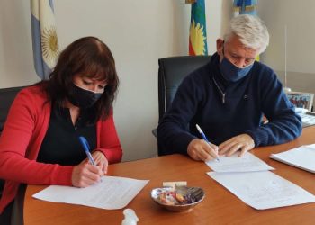 Carolina Balbuena y Dichiara Asociacion de trabajadores municipales paritarias