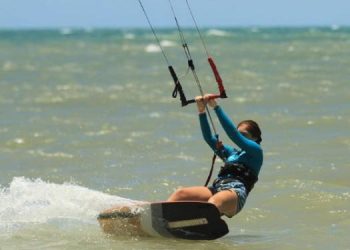 Catalina Turienzo Kitesurf Monte Hermoso