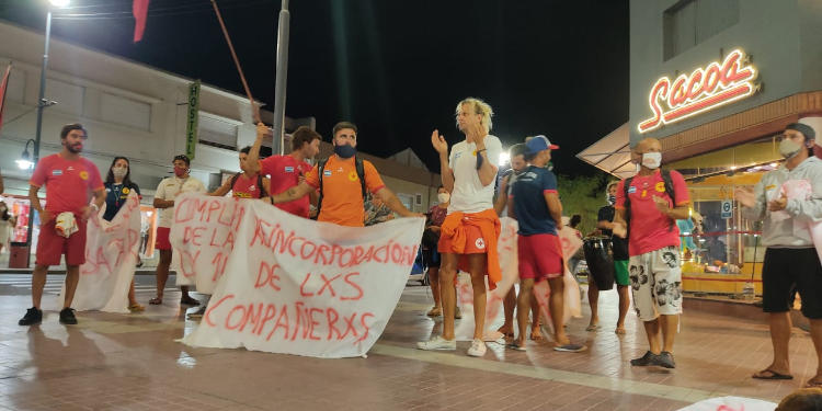 Conflicto con guardavidas en Monte Hermoso