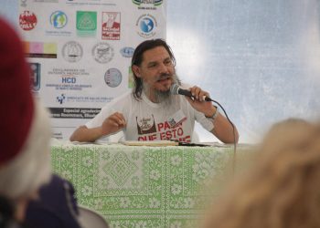 Encuentro la luna con gatillo