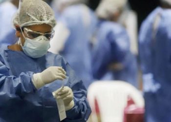 Informe Covid 9/3/21. Los padres de la ministra primeros en la fila y otros casos polémicos en la vacunación