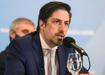 Informe Covid 13/4/21. «No se van a cerrar las escuelas», dijo el ministro de Educación. En Pilar imponen un gravamen por la pandemia