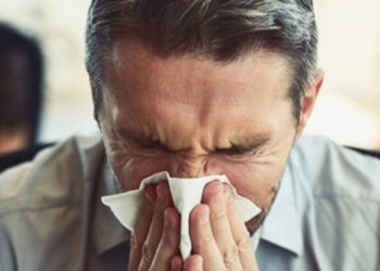 diferencia entre rinitis resfrío y covid