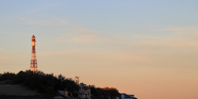Faro Recalada a Bahía Blanca Monte Hermoso