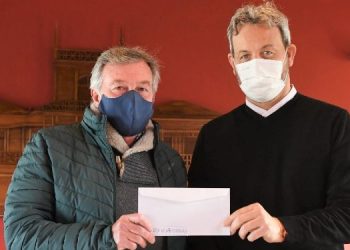 Comenzó la entrega de aportes del fondo municipal de ayuda económica a comerciantes