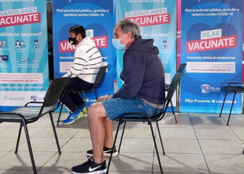 Casos de Covid en Monte Hermoso y vacunacion 4-8