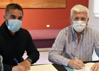 Firma convenio Monte Hermoso con la Superintendencia de servicios de salud