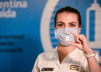 Covid: difundieron los resultados de los estudios de combinación de vacunas. ¿Cuál armoniza mejor con Sputnik?