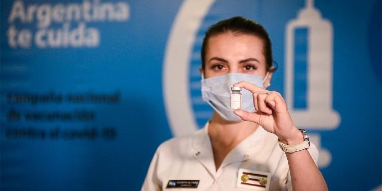 Covid: difundieron los resultados de los estudios de combinación de vacunas. ¿Cuál armoniza mejor con Sputnik?